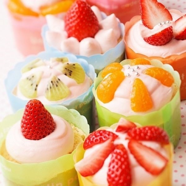 親子で作るお花のカップケーキ