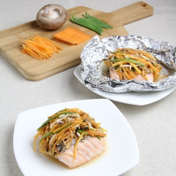 切り方の基本～せん切り～鮭とせん切り野菜のゴマ味噌焼き