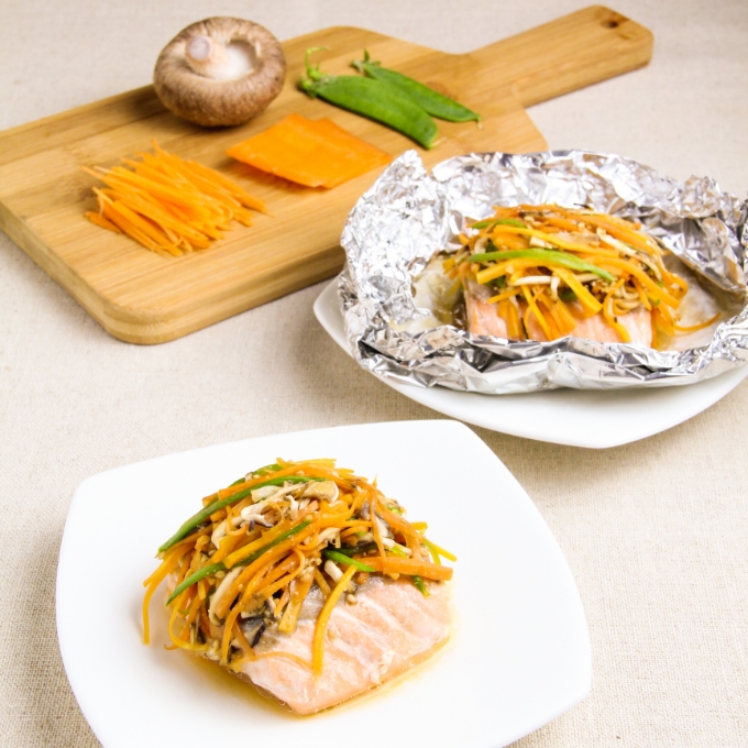 鮭とせん切り野菜のゴマ味噌焼き