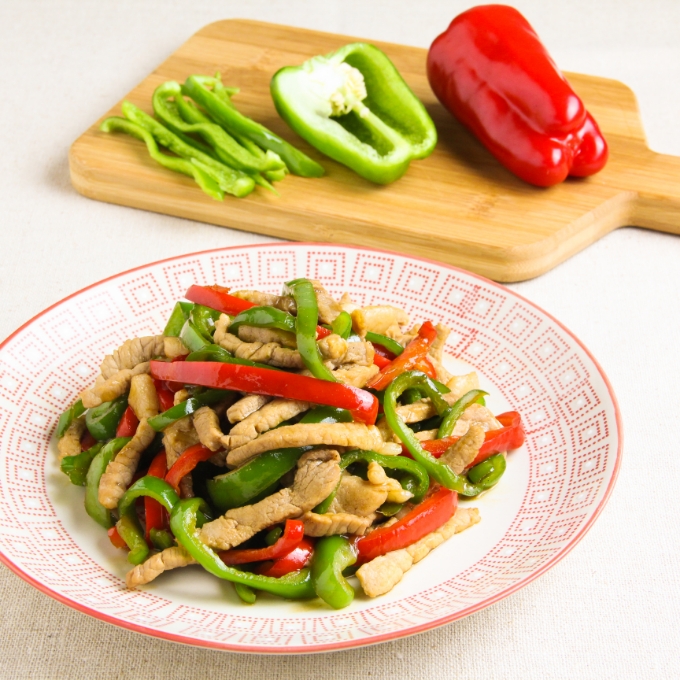 シャキシャキ青椒肉絲（チンジャオロースー）